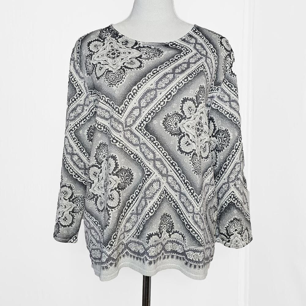Samantha Grey Medium Metallic Floral Boho Pattern Knit Long Sleeve